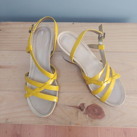 (2/$20) Rockport yellow wedge espadrilles size 7 👑 Host Pick 👑 - Picture 3 of 13